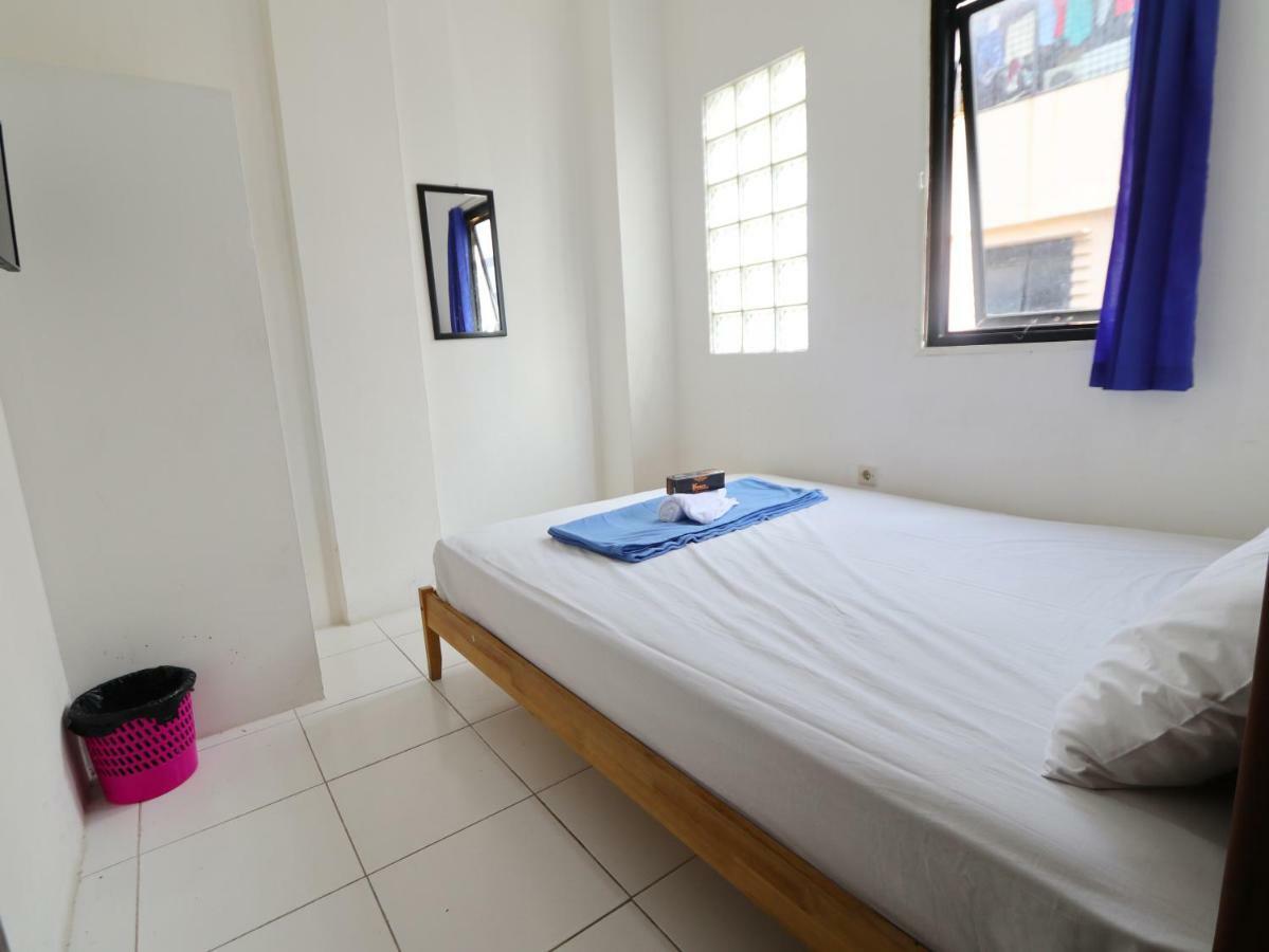 Kamar Keluarga Kalideres ג'קרטה מראה חיצוני תמונה