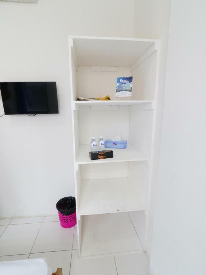 Kamar Keluarga Kalideres ג'קרטה מראה חיצוני תמונה